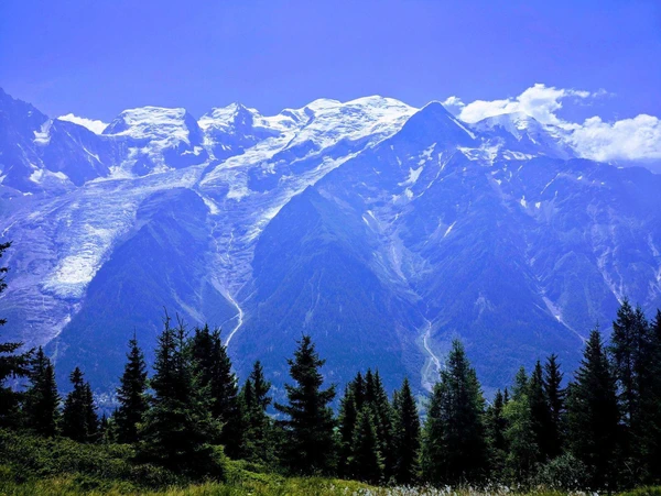 Vue sur les montagnes