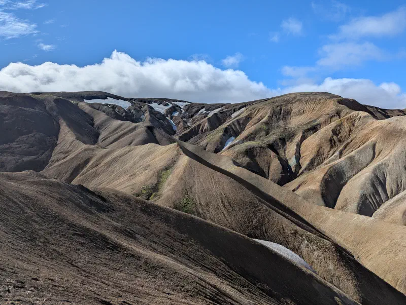 Le sentier non balisé qui rejoint la descente du Bláhnúkur